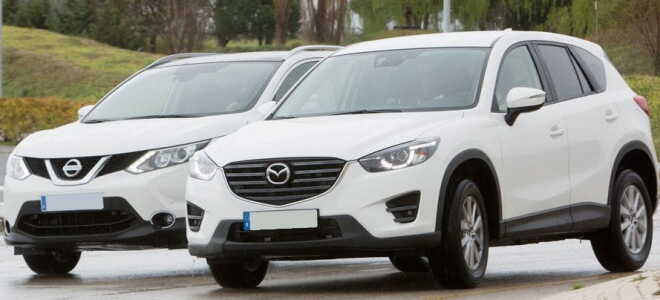 Какой автомобиль лучше: Nissan Qashqai или Mazda CX-5