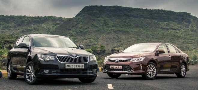 Какой автомобиль лучше: Toyota Camry или Skoda Octavia