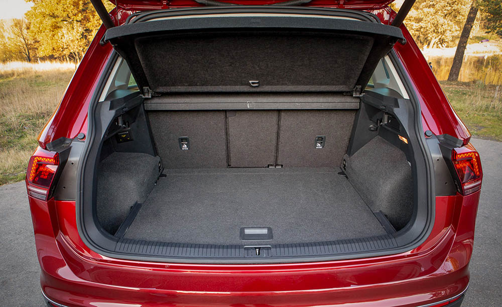 Багажник кроссовера Volkswagen Tiguan