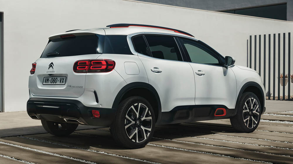 Citroen C5 Aircross сзади