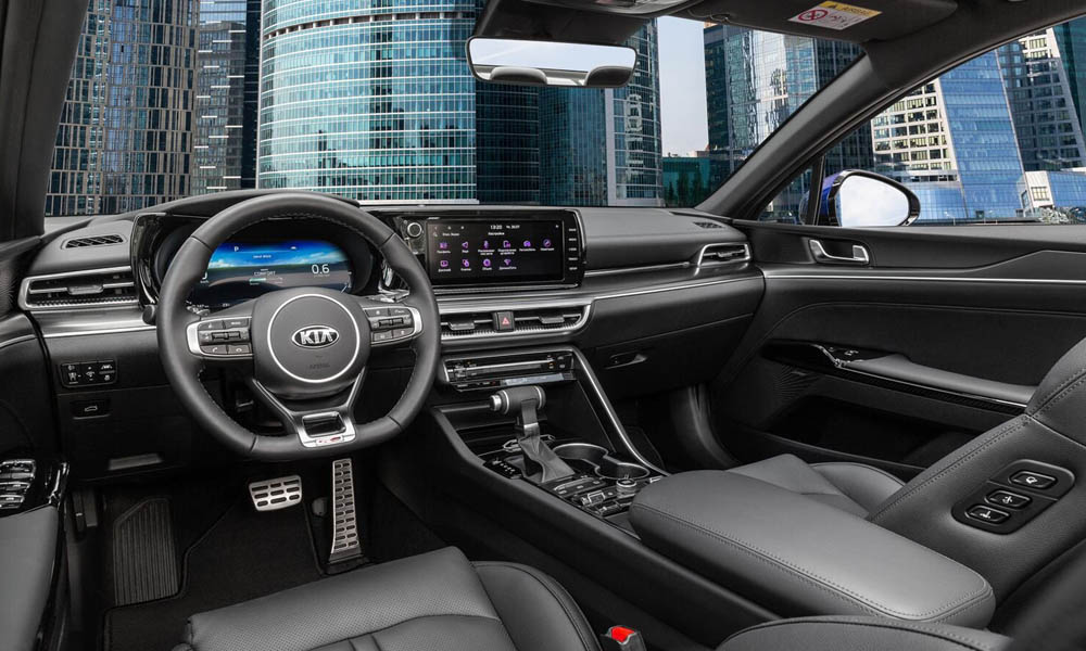 Kia K5 внутри