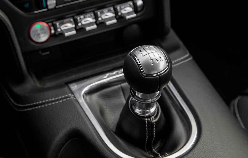 Коробка Ford Mustang
