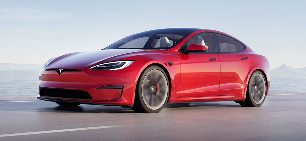 Лифтбек Tesla S Model
