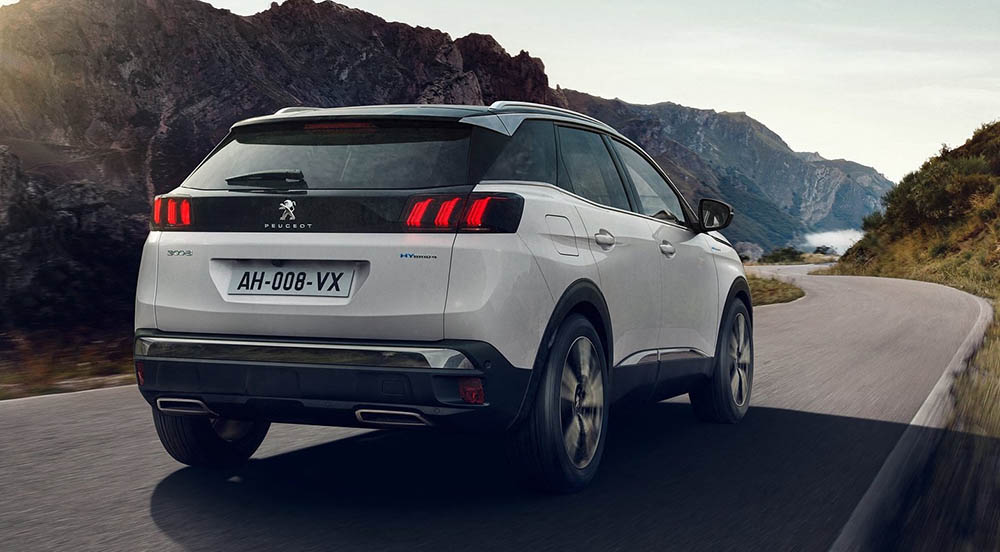 Peugeot 3008 сзади