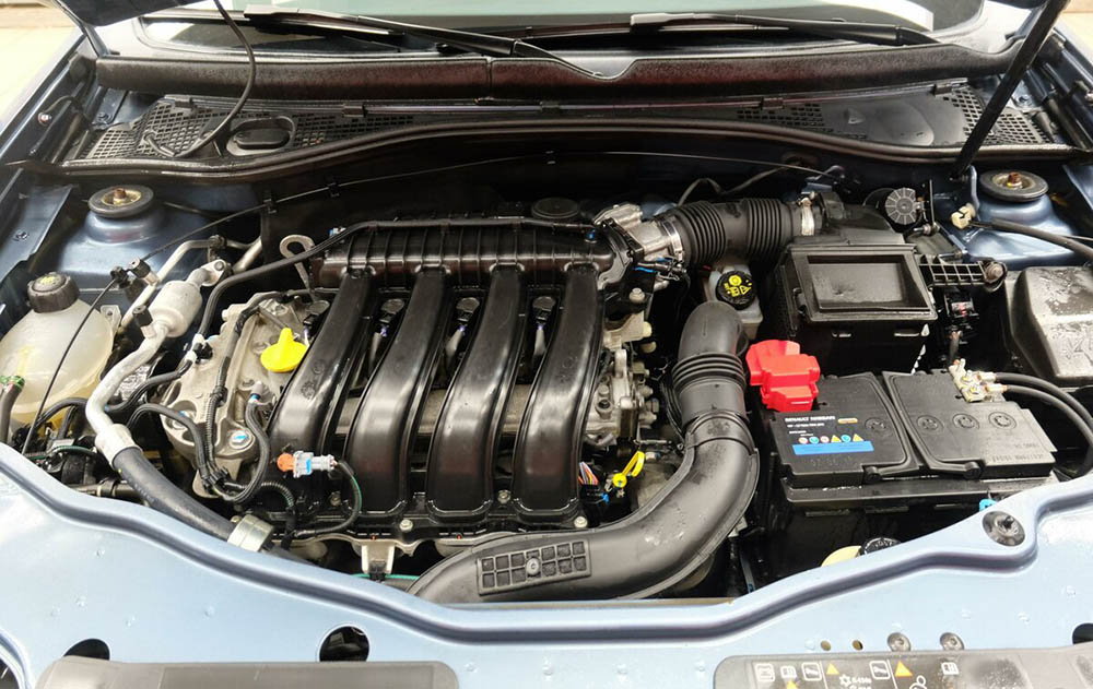 Под капотом Nissan Terrano