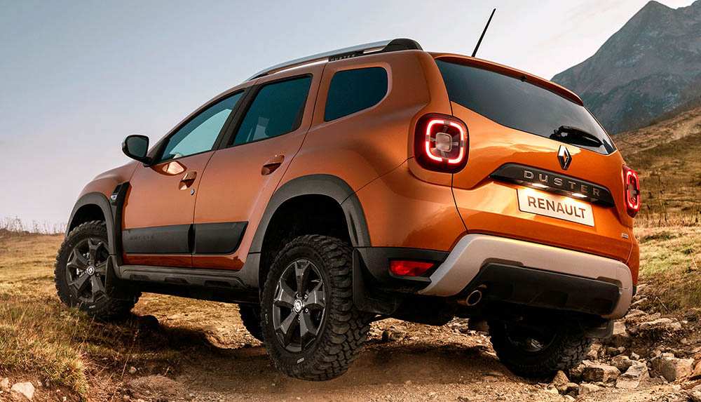 Renault Duster сзади