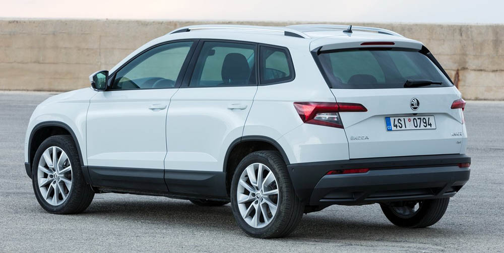 Skoda Karoq сзади