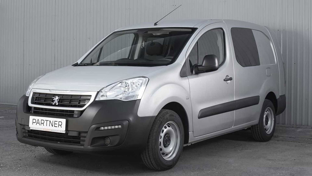 Знакомство с Peugeot Partner Profi ST
