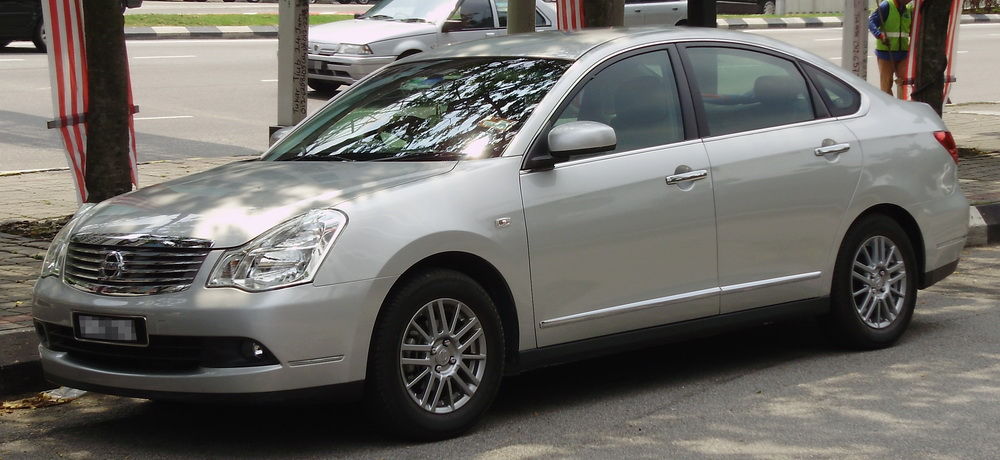 Дизайн кузова Ниссан Альмера напоминает Bluebird Sylphy (на фото) Автомобиль Bluebird Sylphy