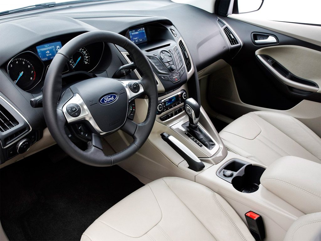 Салон Ford Focus Ford Focus