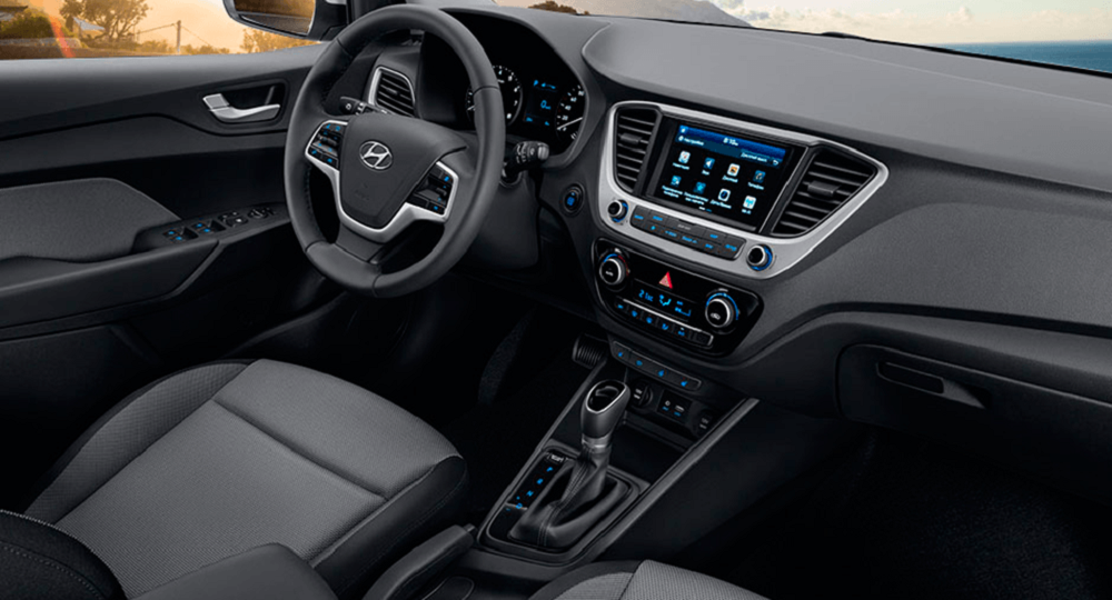 Hyundai Accent салон изнутри