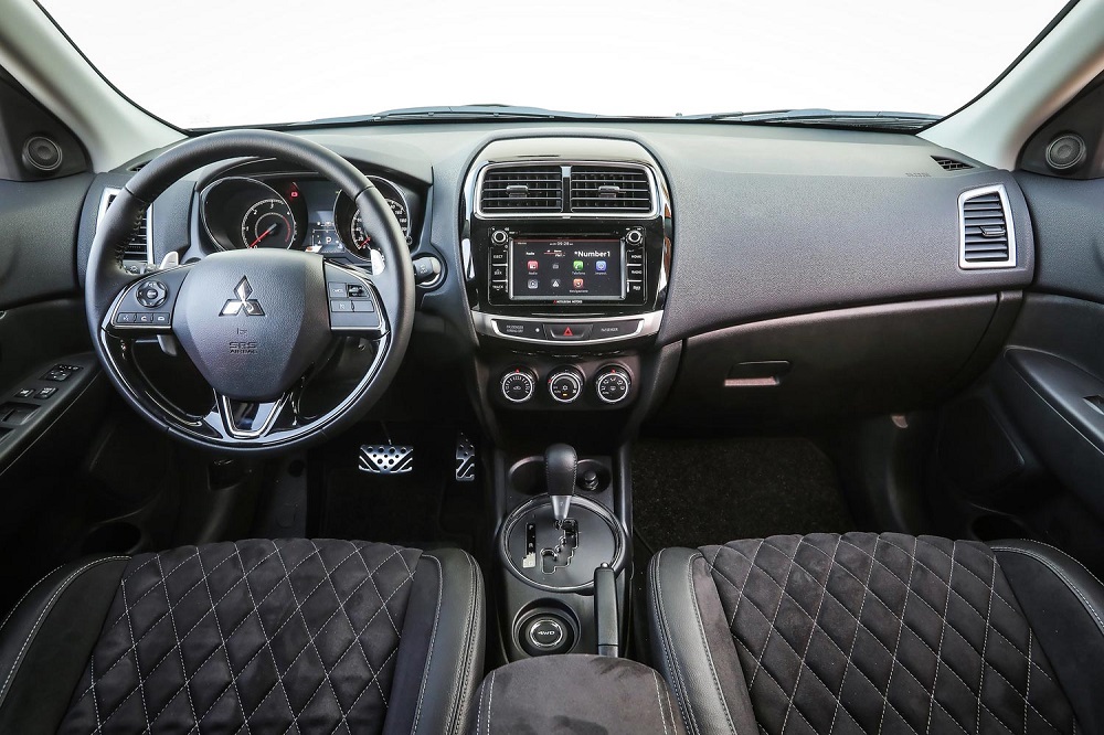 Салон автомобиля Mitsubishi ASX
