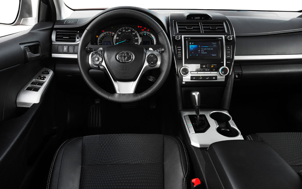 Салон Toyota Camry Toyota Camry