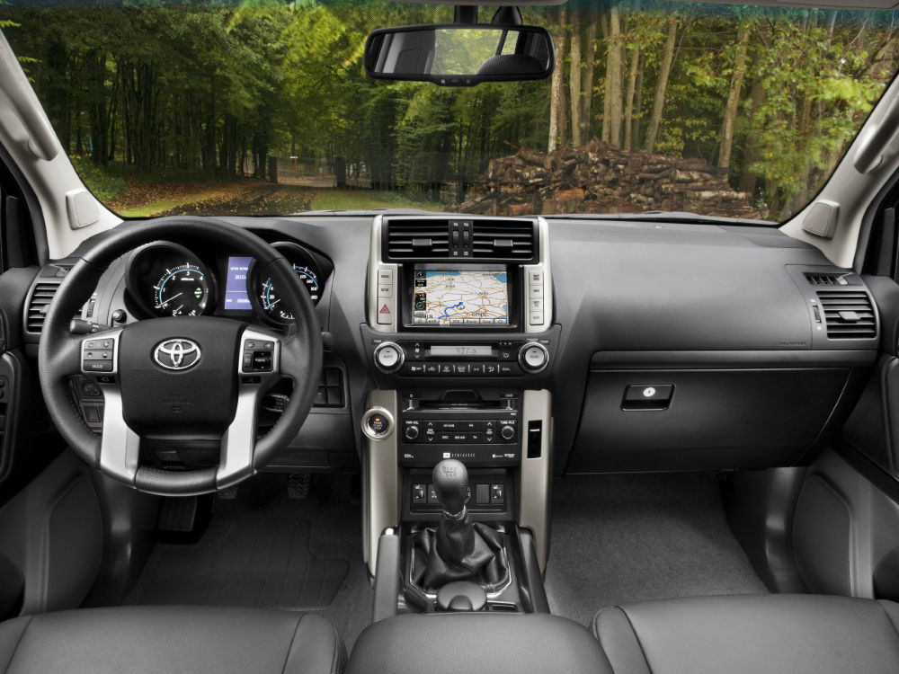 Салон Toyota Land Cruiser Prado Toyota Land Cruiser Prado