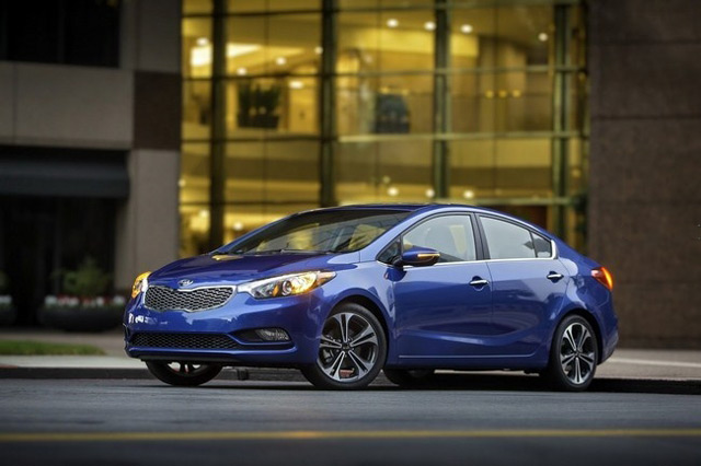 Автомобиль KIA Cerato имеет агрессивную внешность