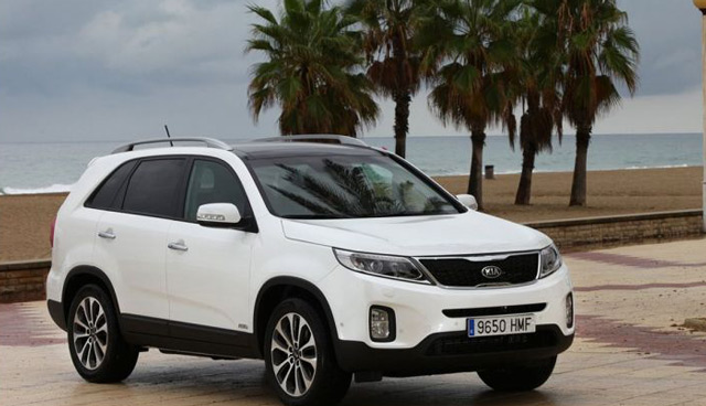 Автомобиль Kia Sorento – прекрасно подходит для любителей покорять бездорожье