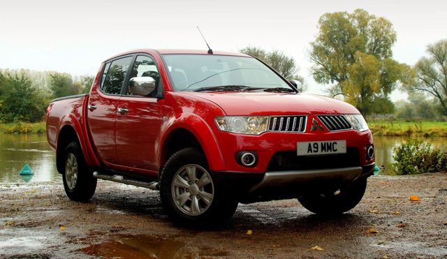 Внешний вид автомобиля Mitsubishi L200