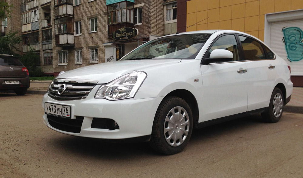 Внешний вид автомобиль Nissan Teana