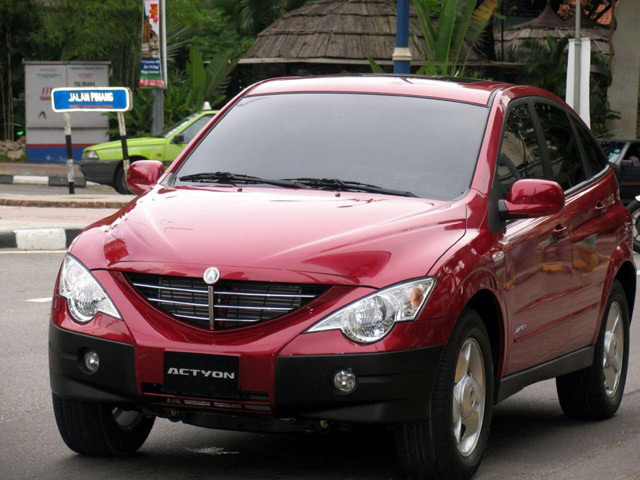 Автомобиль СангЙонг Актион