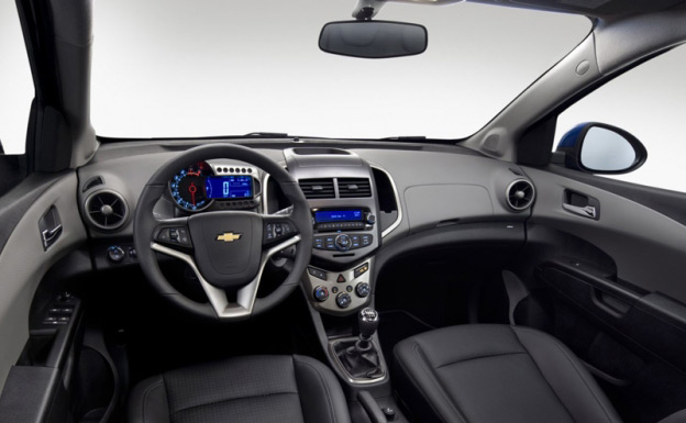 Салон автомобиля Chevrolet Aveo Салон автомобиля Chevrolet Aveo - скромно и со вкусом