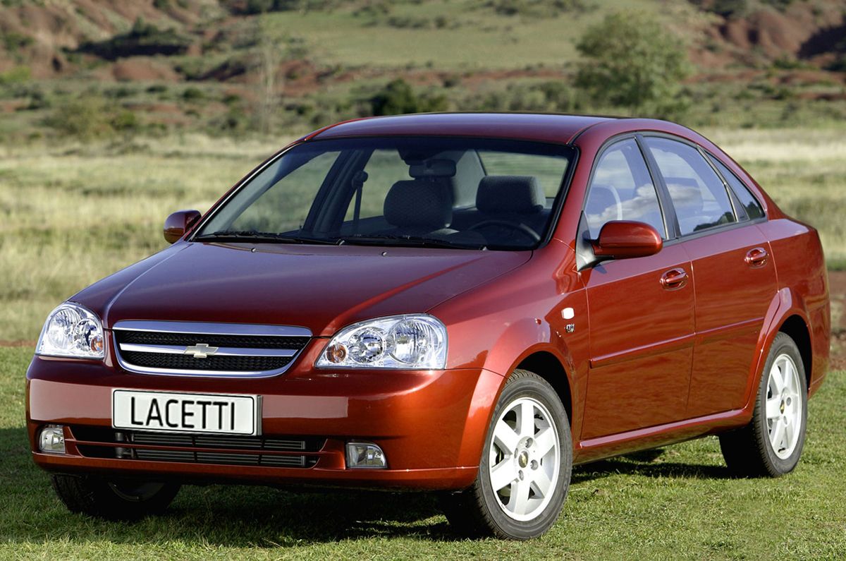 Chevrolet Lacetti в оранжевом цвете Chevrolet Lacetti