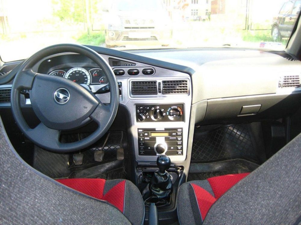 Салон Daewoo Nexia