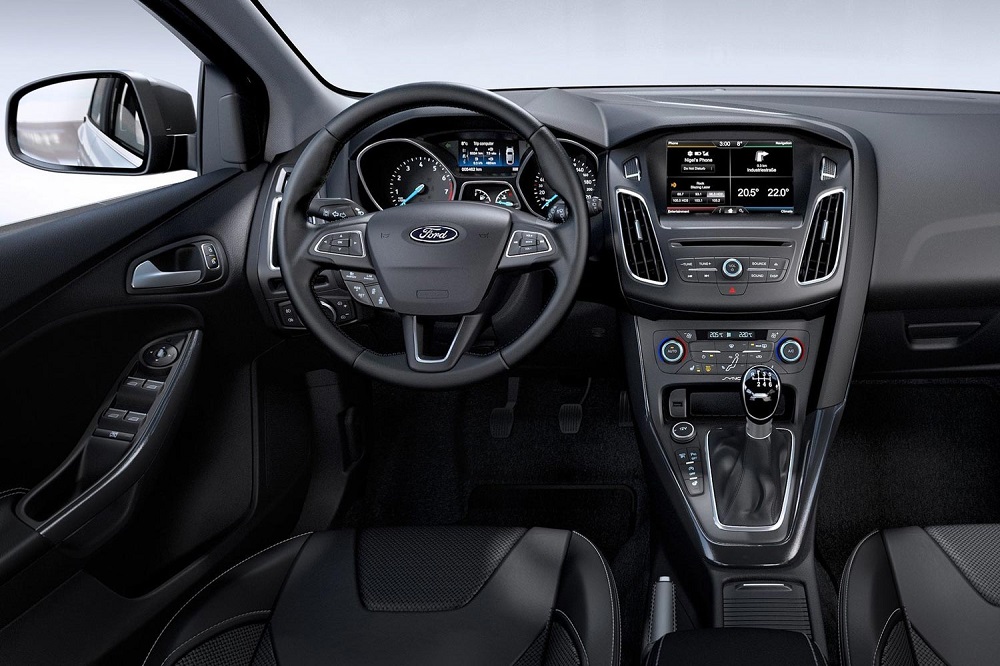 Ford Focus салон