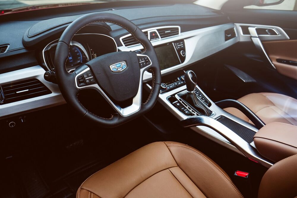 Салон Geely Atlas Geely Atlas салон авто