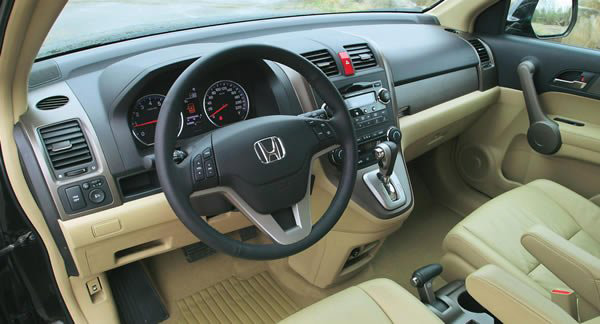 Салон Honda CR-V Honda CR-V может похвастаться до мелочей продуманным салоном