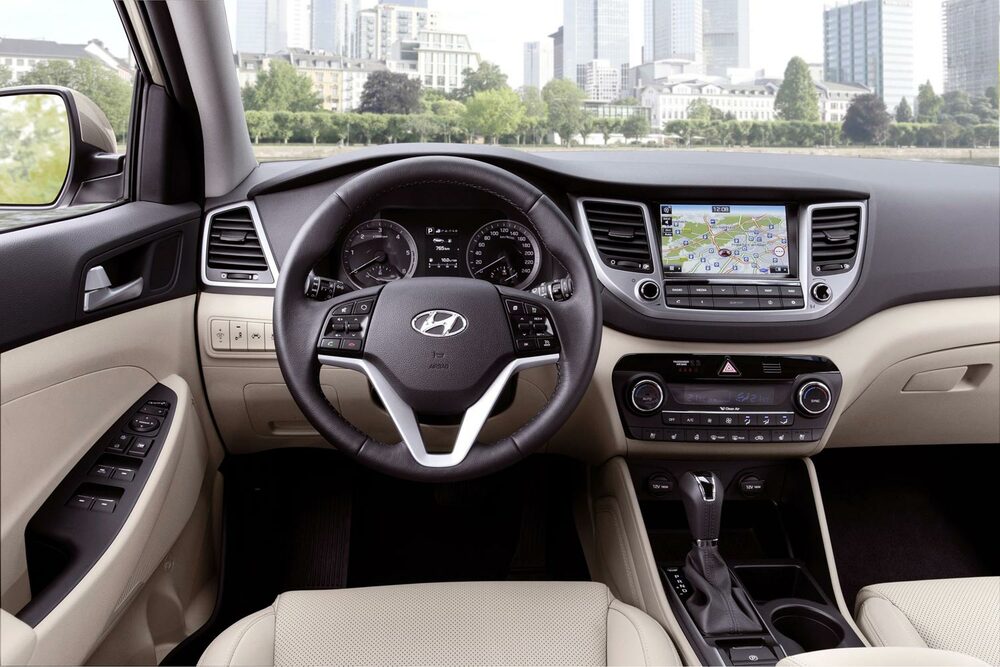 Hyundai Tucson салон светлый