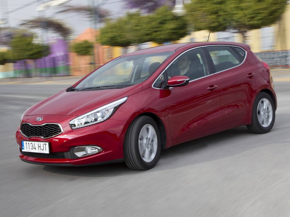 Kia Ceed Kia Ceed красный