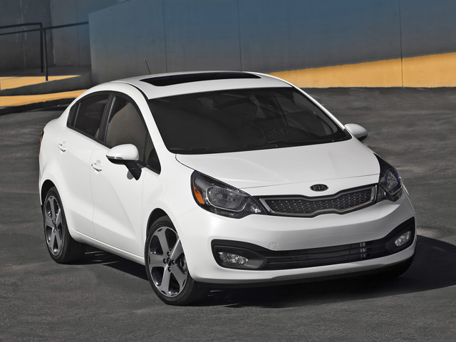 Автомобиль KIA Rio из-за внешнего вида часто сравнивают с инопланетным летательным аппаратом