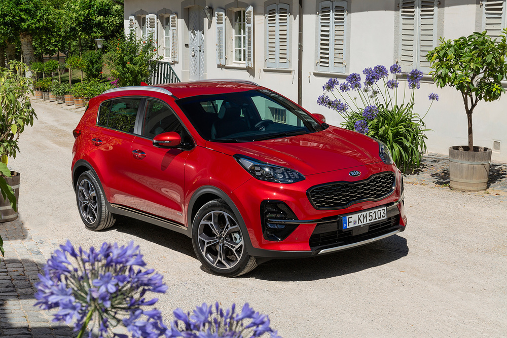 Kia Sportage в красном цвете Kia Sportage