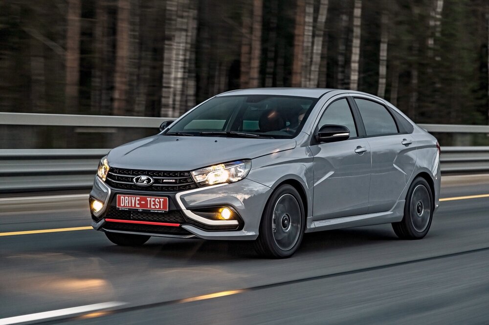 Lada Vesta серый