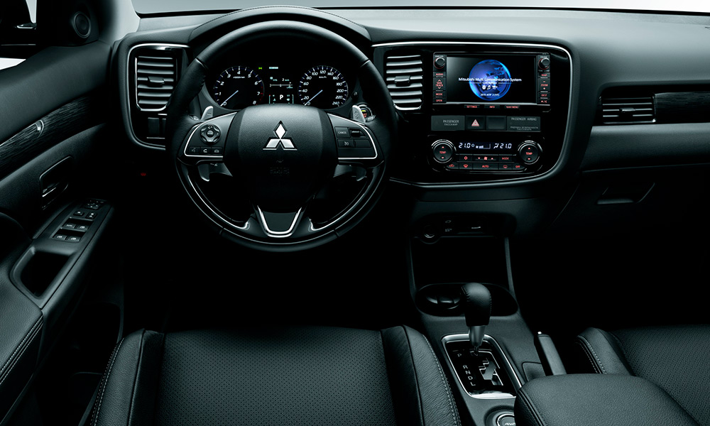 Mitsubishi Outlander салон Mitsubishi Outlander салон