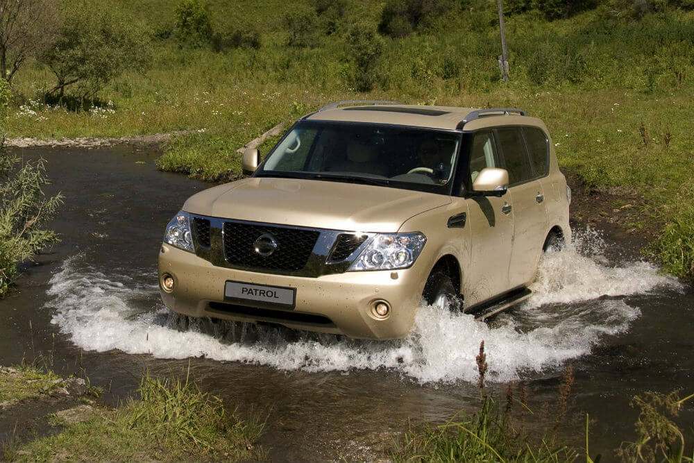 Nissan Patrol по бездорожью