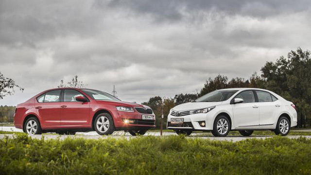 Автомобили Skoda Octavia и Toyota Corolla - достойные конкуренты из Европы и Японии