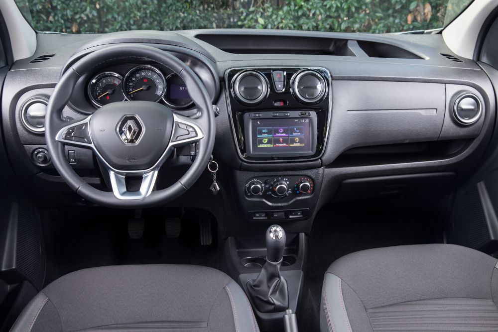 Салон автомобиля Renault Kangoo Салон Renault Kangoo