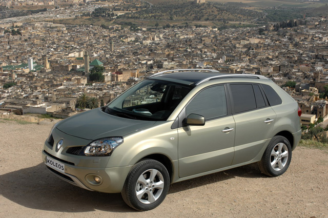 Автомобиль Renault Koleos