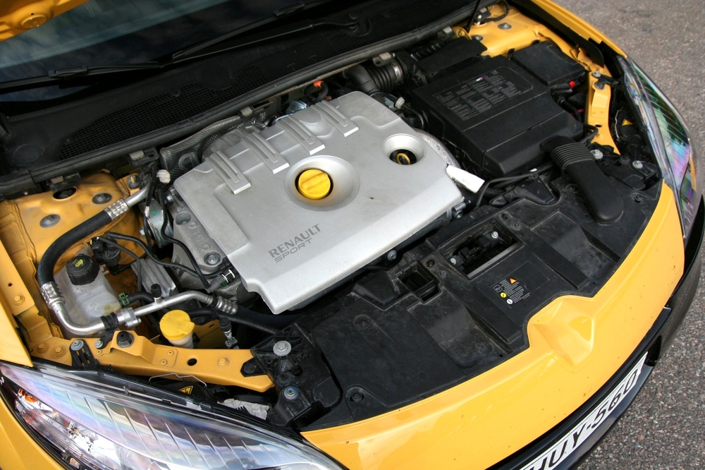 Двигатель Renault Megane Renault Megane мотор авто