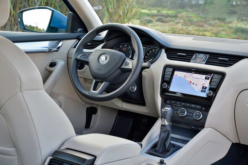 Салон Skoda Octavia