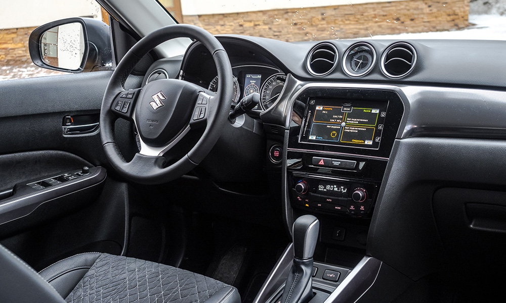 Салон Suzuki Vitara Салон Suzuki Vitara
