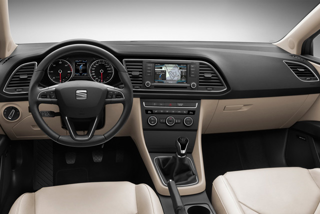 Салон автомобиля Seat Leon ST FR Салон автомобиля Seat Leon ST FR