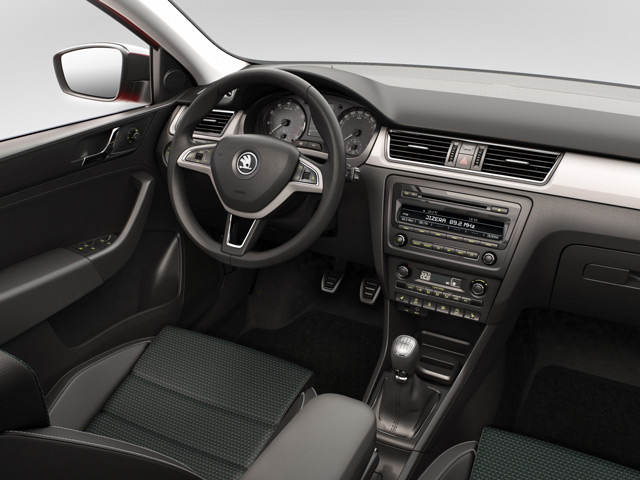 Салон автомобиля Skoda Rapid Салон автомобиля Skoda Rapid оснащён всем необходимым для комфортных путешествий