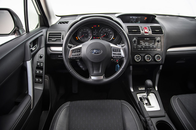 В салоне автомобиля Subaru Forester