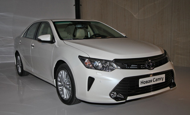 Внешний вид автомобиля Toyota Camry