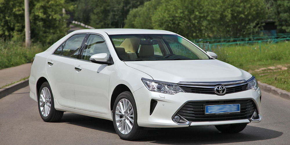 Внешний вид автомобиля Toyota Camry