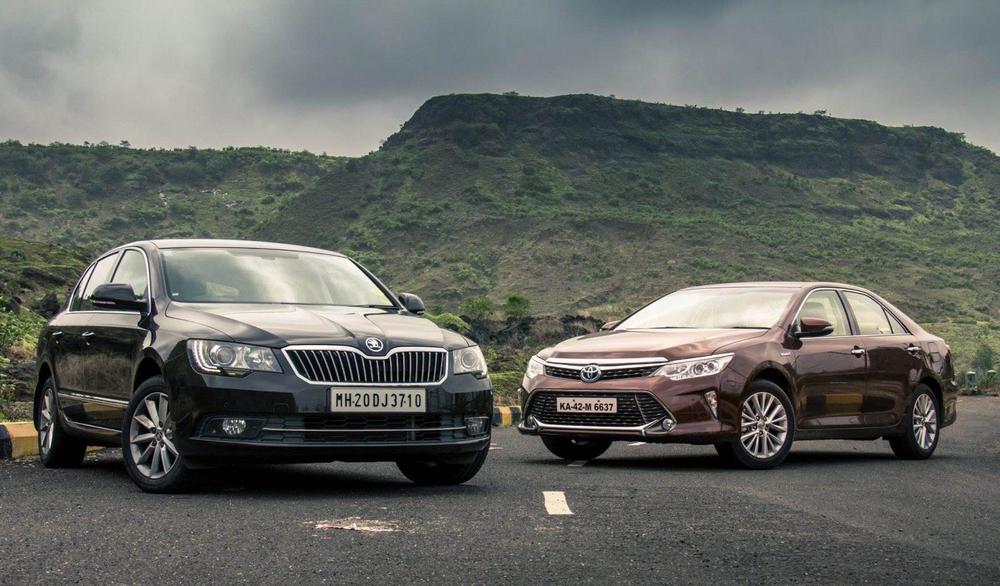 Toyota Camry и Skoda Octavia