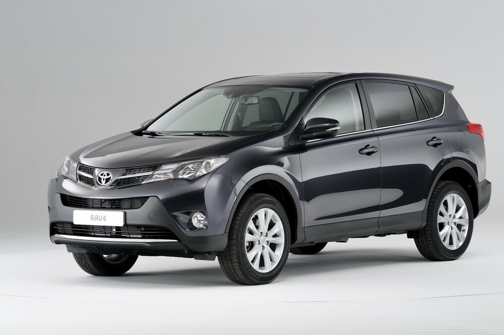 Toyota RAV4 черный