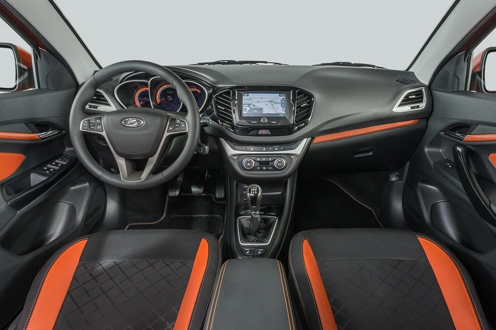 Салон LADA Vesta SW Cross